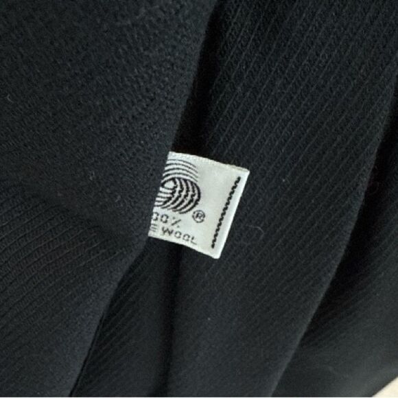 Christian Dior 2 petite Ribbed Skirt Suit Set Vintage - Picture 6 of 16